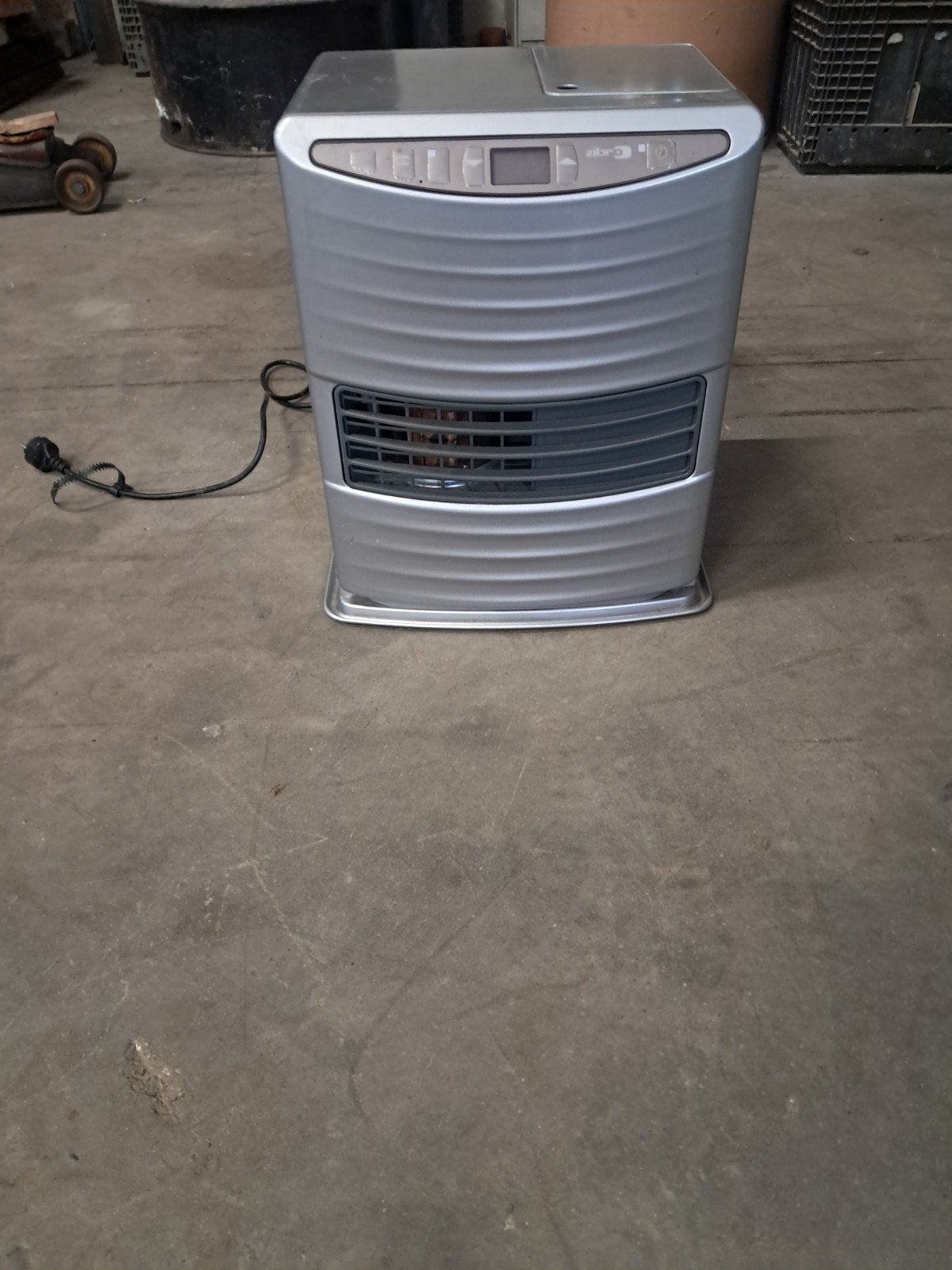 Zibro Kamin Petroleumkachel met 10L Kerdane D+, Ophalen, 30 tot 80 cm, Gebruikt, Kachel