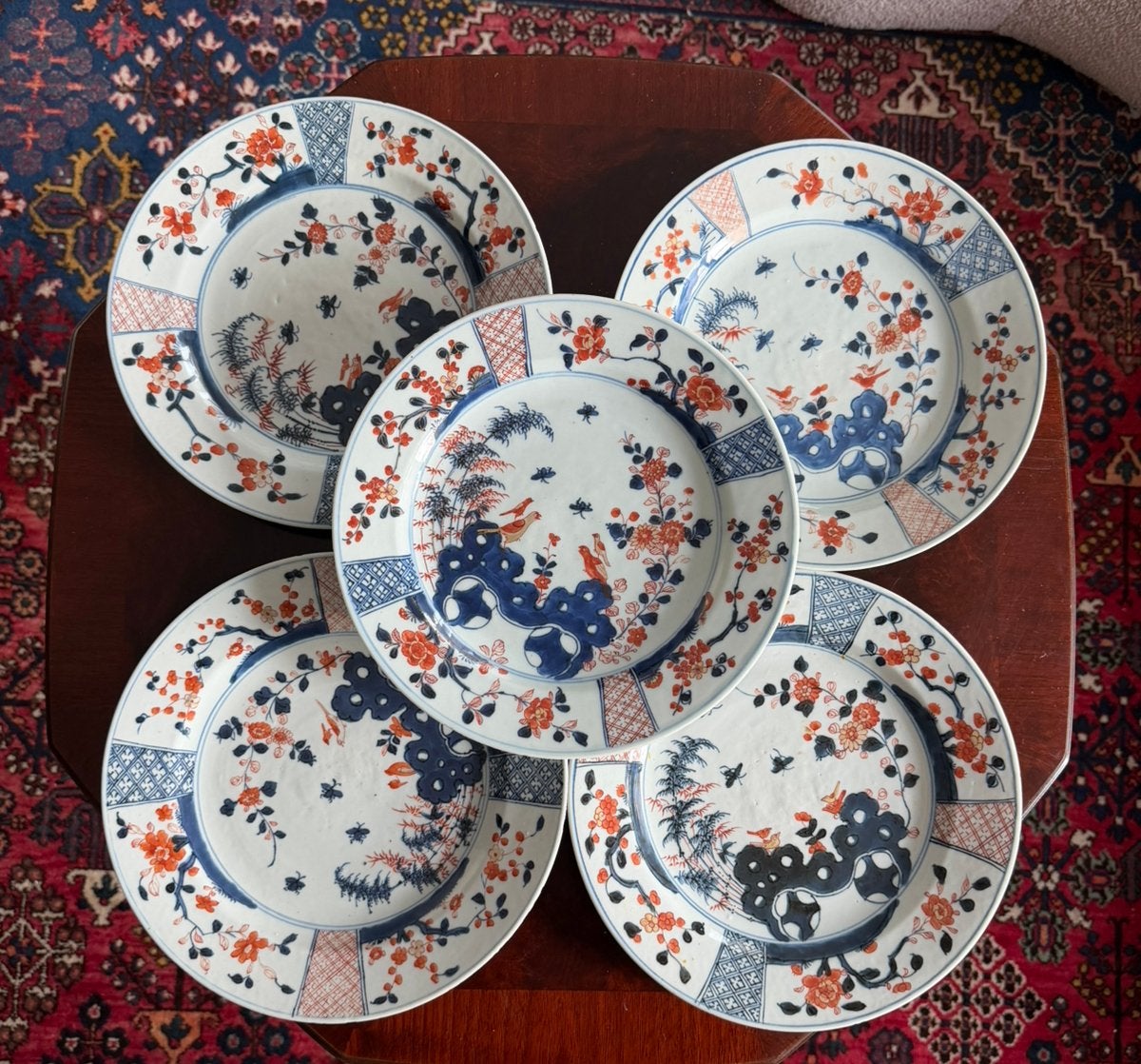 Vijf Kangxi Imari porseleinen borden – China, ca. 1700, Antiek en Kunst, Antiek | Porselein, Ophalen of Verzenden