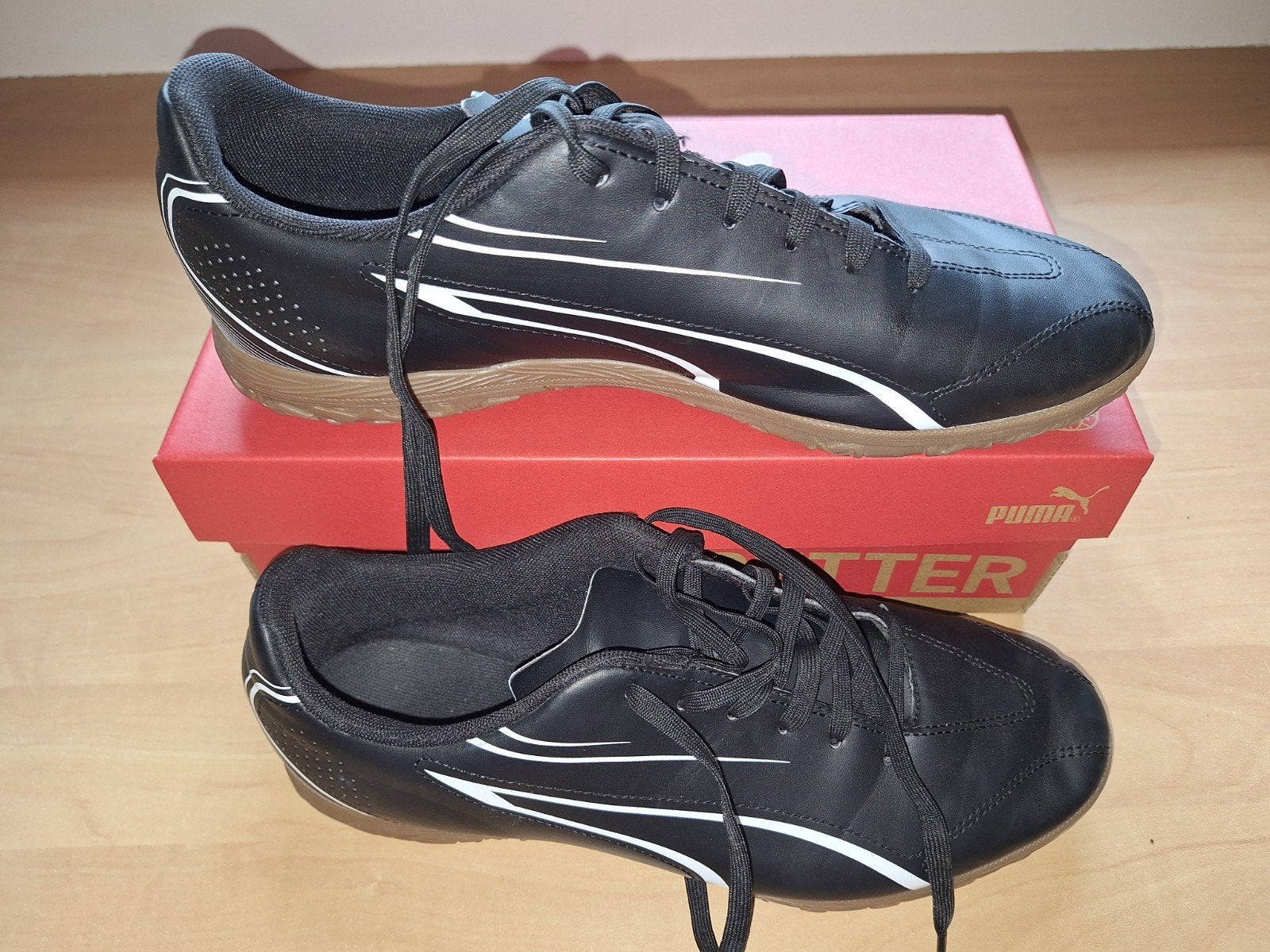 Nette zwarte puma sportschoenen maat 43, Sport en Fitness, Ophalen of Verzenden, Zo goed als nieuw, Schoenen