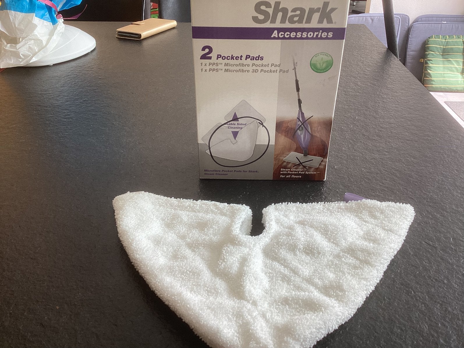 €5,- 2 SHARK pads voor stoomreiniger,Driehoekige pads,, Gebruikt, Ophalen of Verzenden, Stoomreiniger, Overige merken