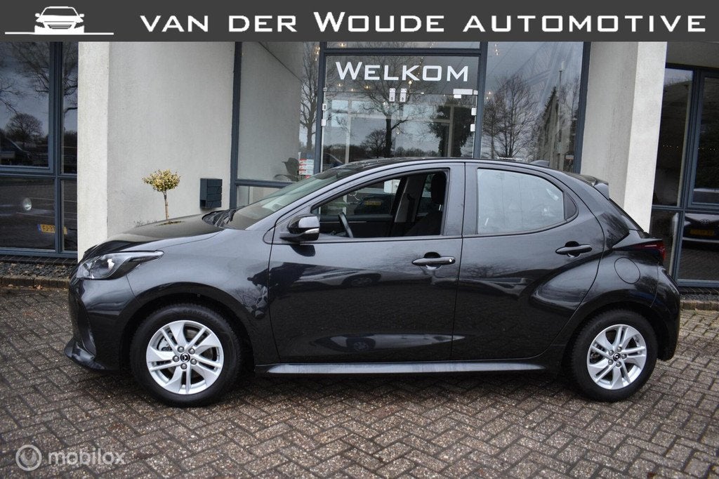 Mazda 2 Hybrid 1.5 Centre-line AUT. 2024|Camera|Carplay, Euro 6, Zwart, Bedrijf, Hybride Elektrisch/Benzine