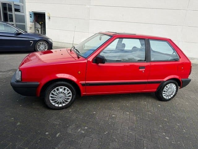 Nissan Micra oldtimer, foto 5