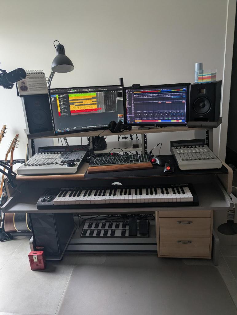 Studio Bureau Zoar Miza 88, Ophalen, Overige typen, Gebruikt, Hout
