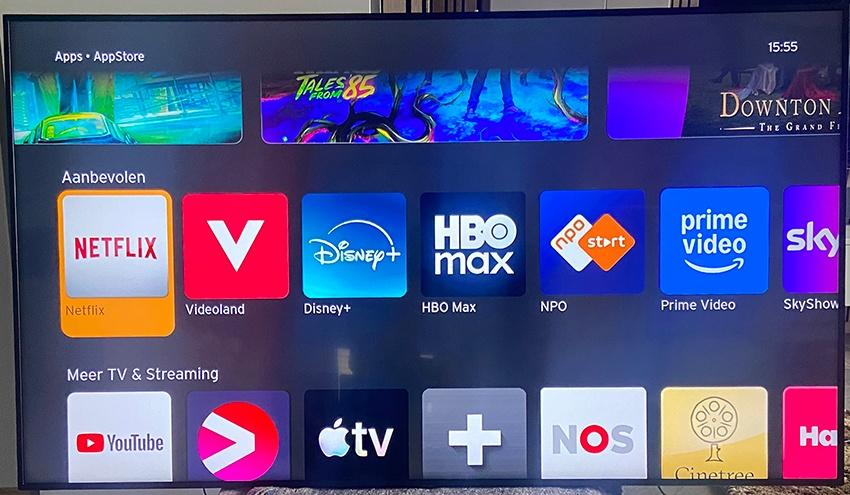 Samsung QE82R 4K UHD 82" Digital Signage Monitor, Ophalen, LED, 50 Hz, Zo goed als nieuw