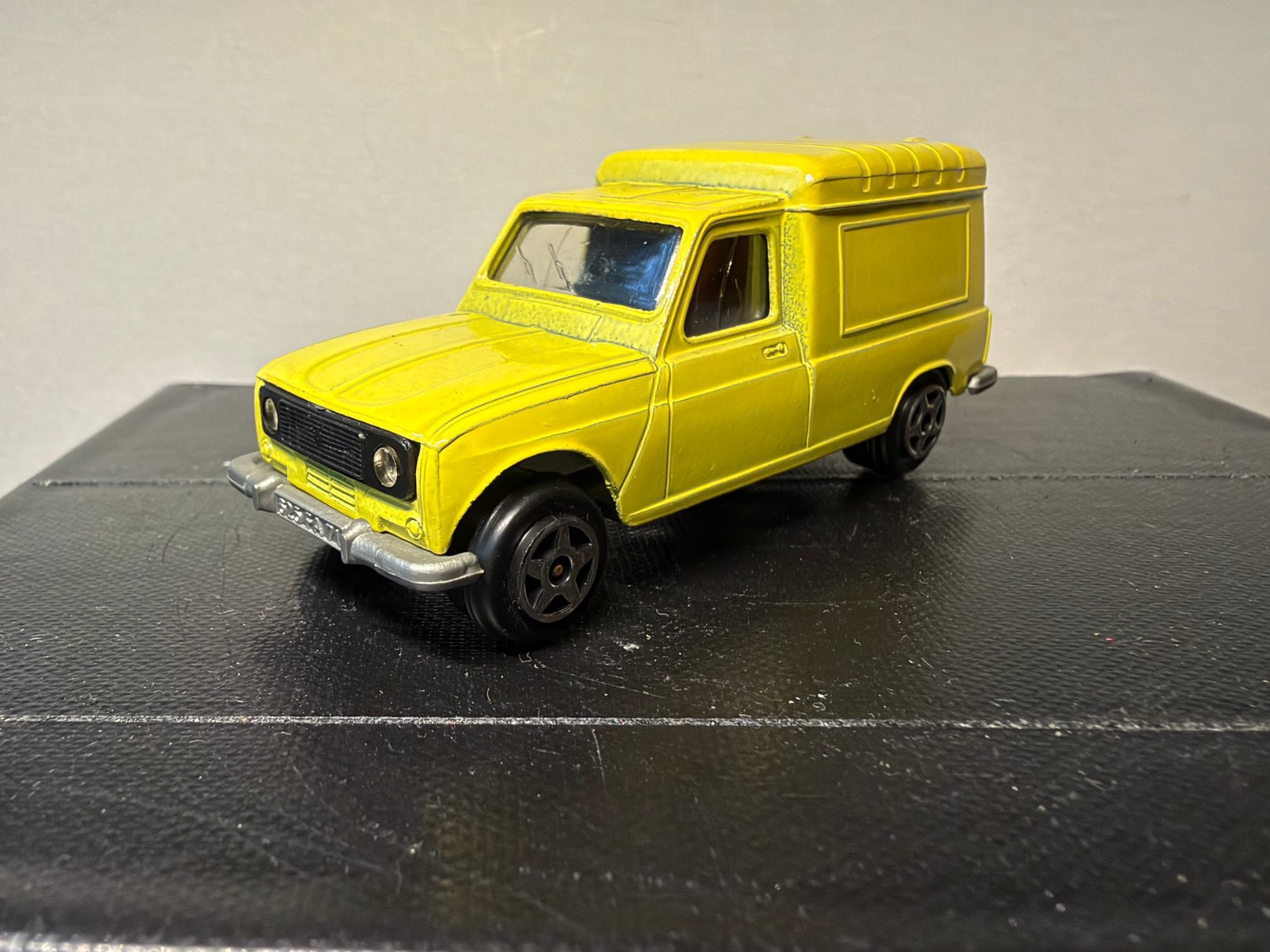 Renault 4 Bestel Norev, Verzenden, Zo goed als nieuw, Auto, Norev