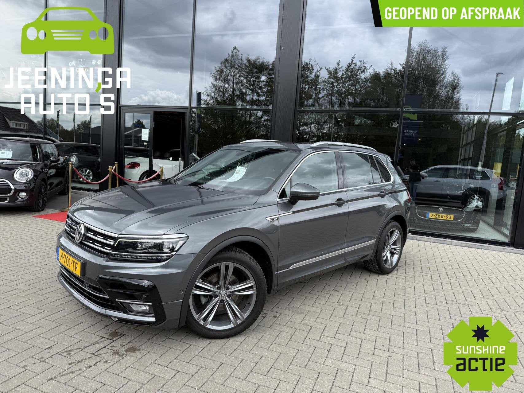 Volkswagen Tiguan 1.5 TSI ACT Highline R-line |Pano |Camera|, Auto's, 15 km/l, 150 pk, Origineel Nederlands, Automatische klimaatregeling