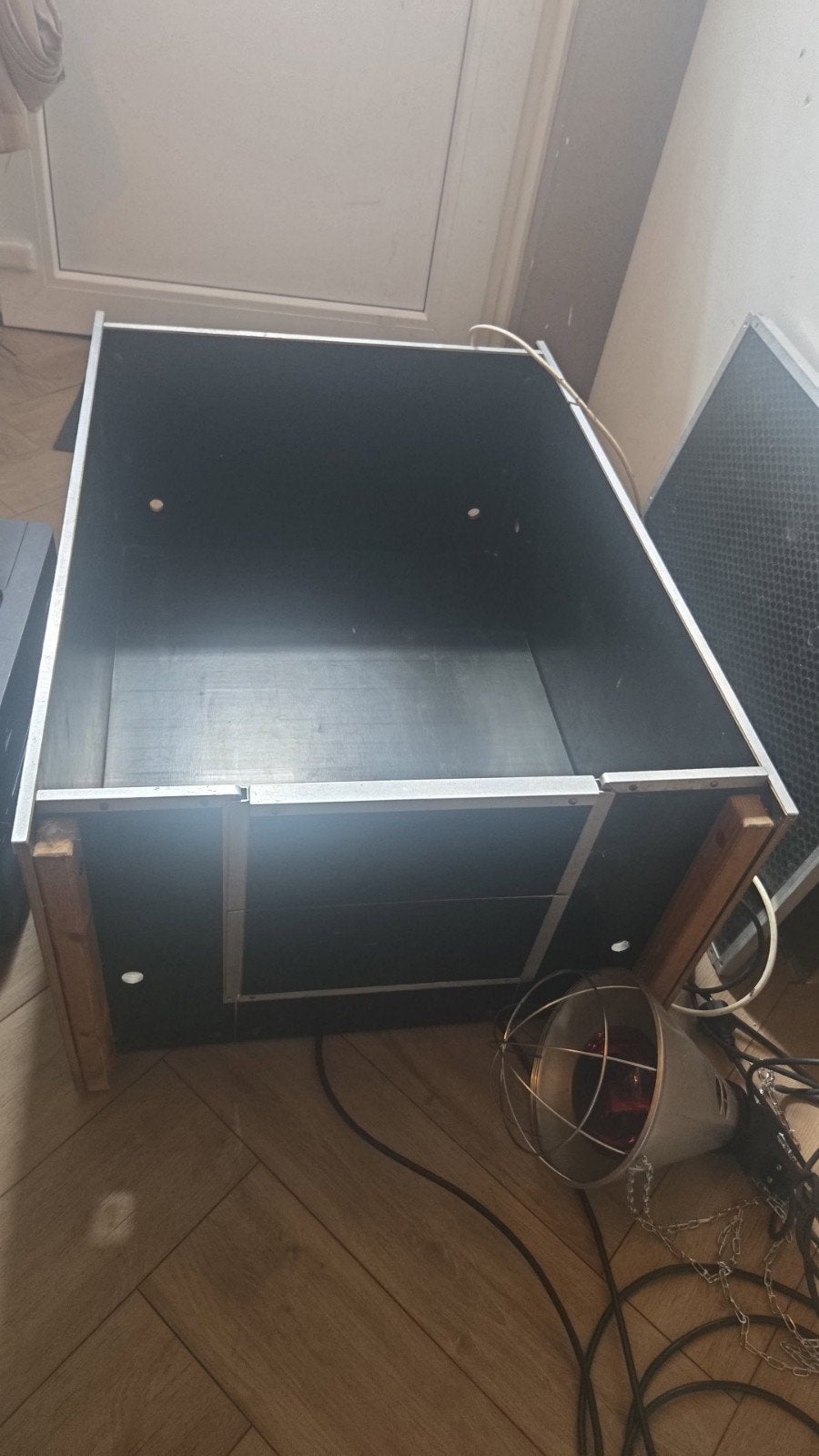 werpkist met warmtelampen,vetmatten, Ophalen, Gebruikt, 75 tot 110 cm