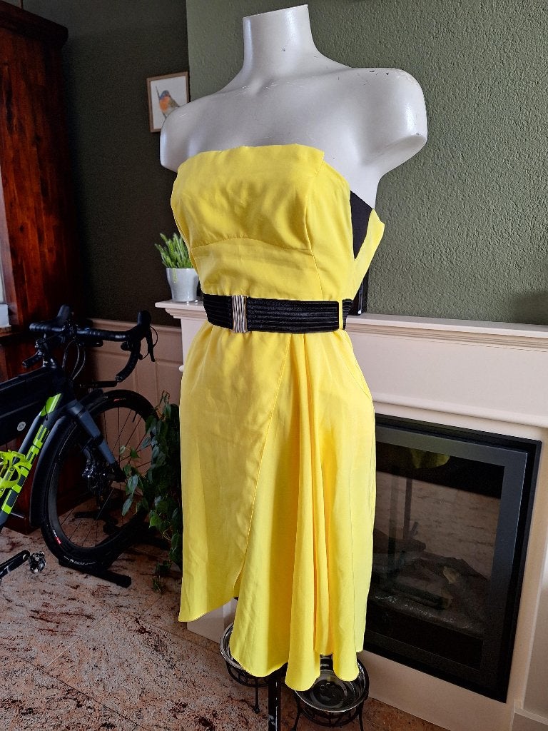 Karen Millen jurk geel S 36, Karen Millen, Geel, Ophalen of Verzenden, Zo goed als nieuw