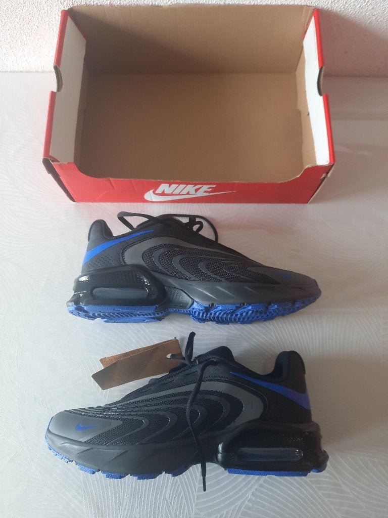 Nike air max fire NIEUW 43, Zwart, Nike, Nieuw, Ophalen of Verzenden