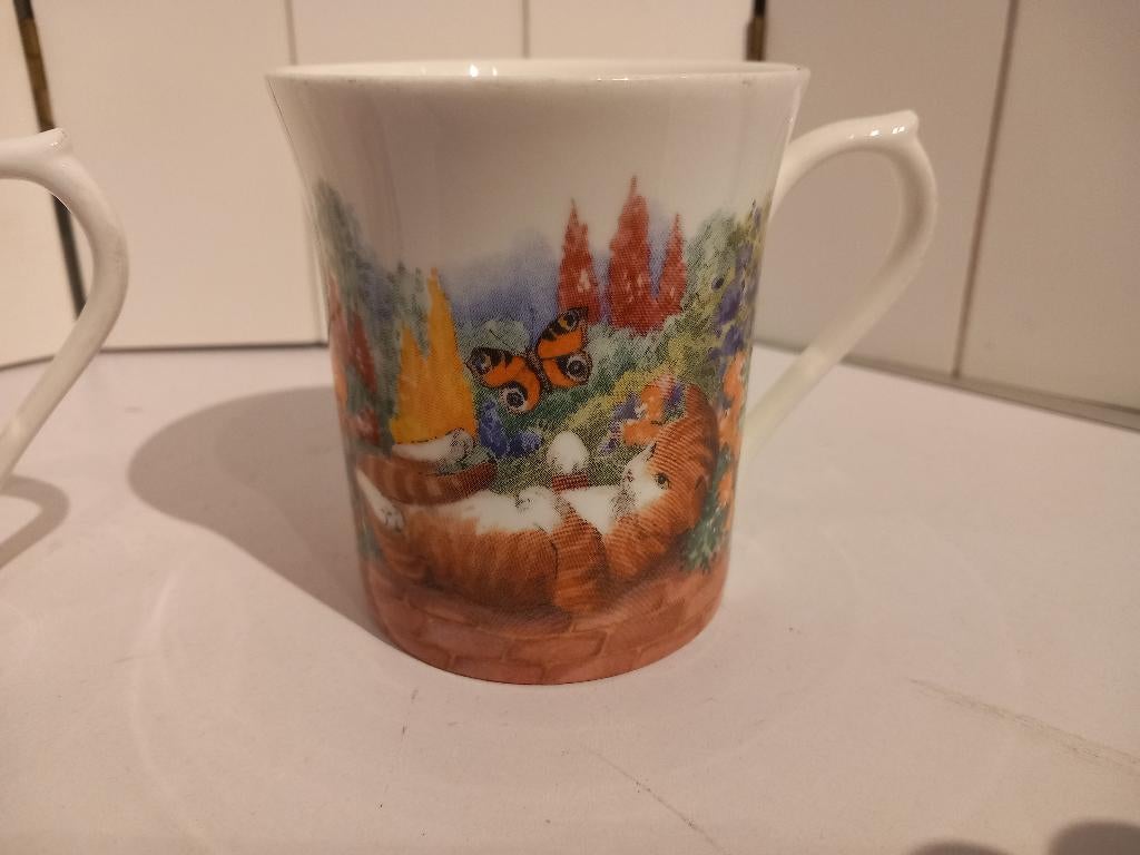 Elizabethan servies katten mok., Ophalen of Verzenden, Zo goed als nieuw, Overige stijlen, Kop(pen) en/of Schotel(s)