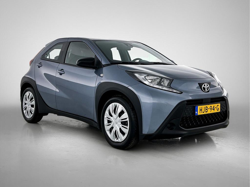 Toyota Aygo X 1.0 VVT-i MT Play | Apple Carplay/Android Auto, 12 maanden, Stof, Gebruikt, 920 kg