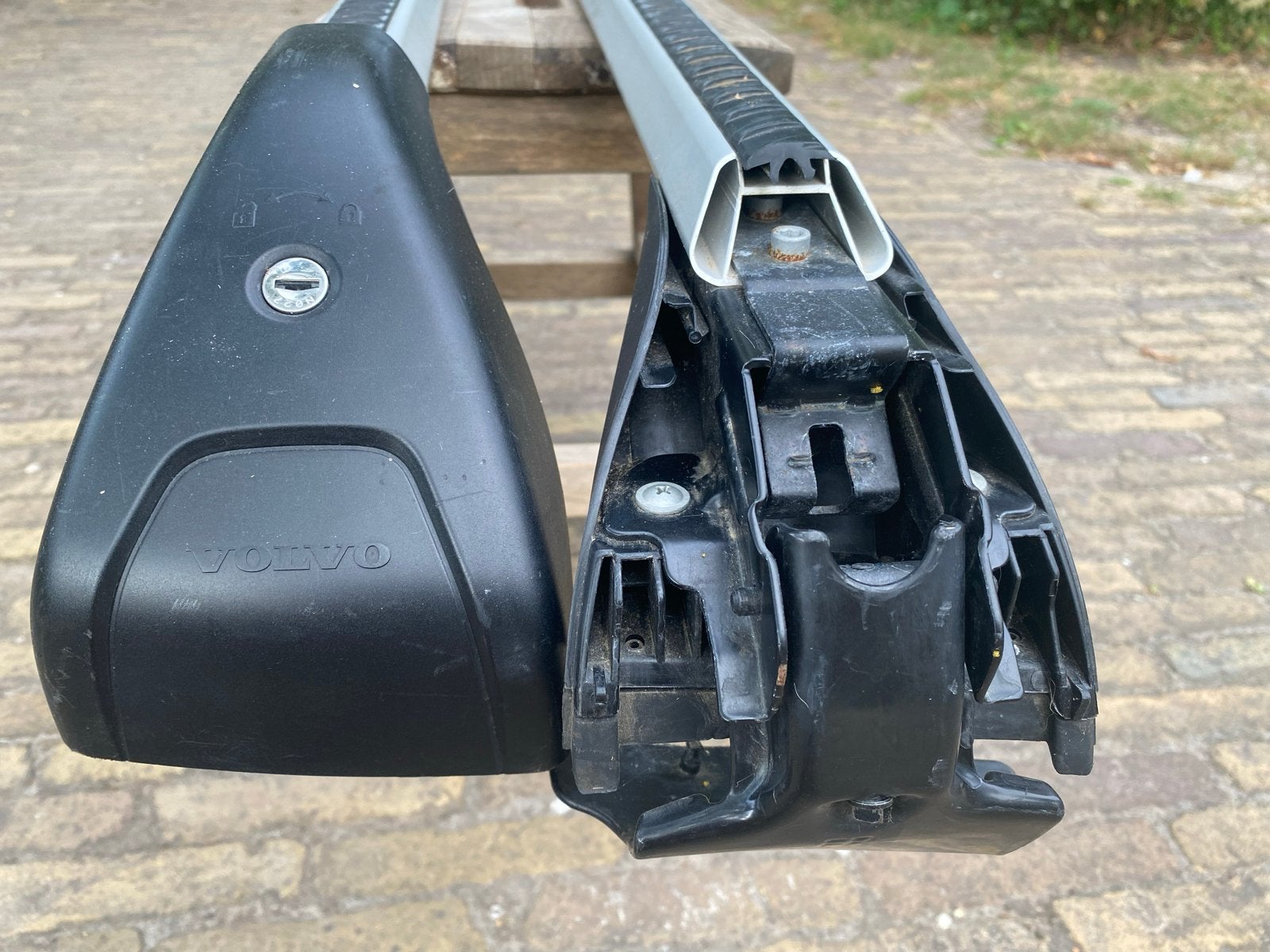 Volvo dakdragers V60 plugin Hybrid model 2012 en later., Auto diversen, Ophalen, Gebruikt