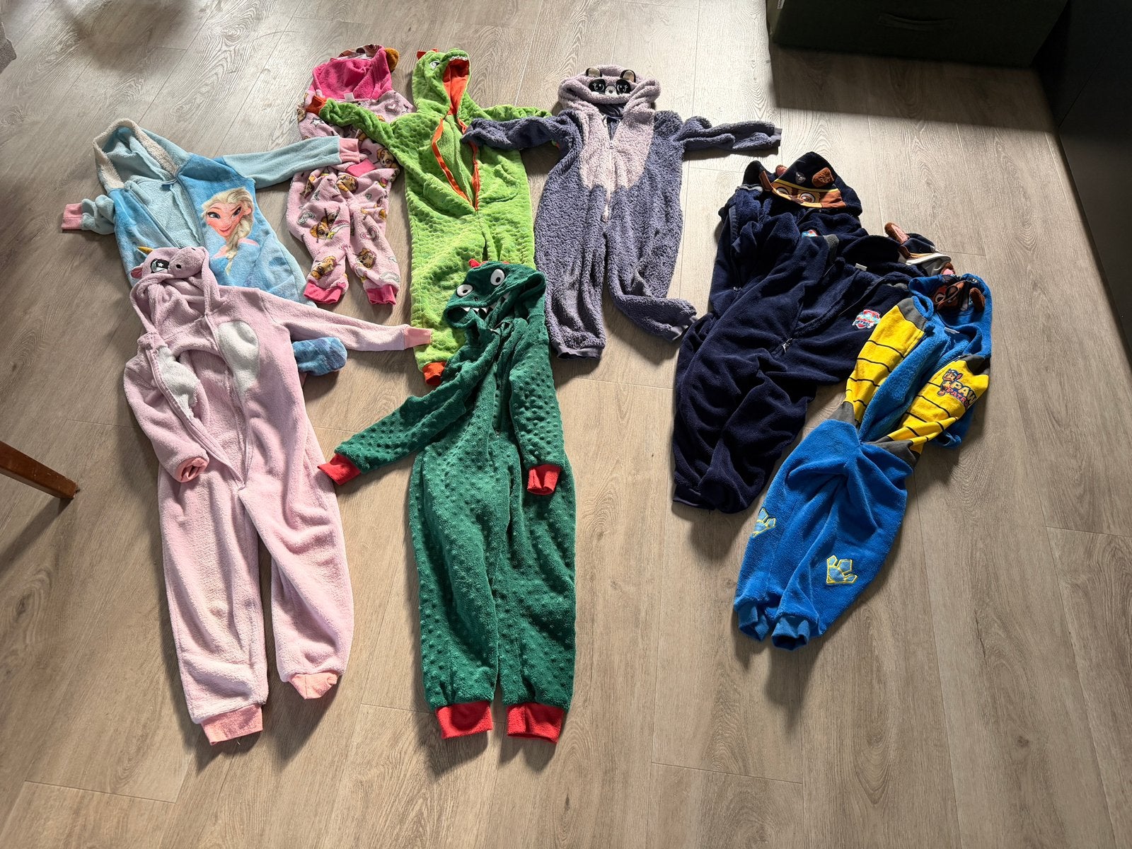 9 Onesies 110/116, Kinderen en Baby's, Ophalen, Gebruikt, Maat 110