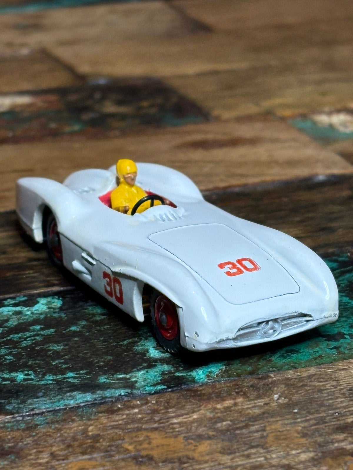 Dinky Toys 237 Mercedes-Benz racewagen nr. 30 origineel, Hobby en Vrije tijd, Ophalen of Verzenden, Zo goed als nieuw, Auto, Dinky Toys