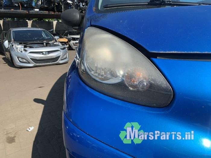 Koplamp rechts van een Toyota Aygo, Auto-onderdelen, Gebruikt, -, -, Ophalen of Verzenden