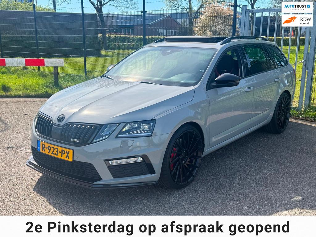 Skoda Octavia Combi 2.0 TSI RS Business Panodak 20inch Camer, Auto's, Skoda, Gebruikt, Euro 6, 4 cilinders, 1984 cc