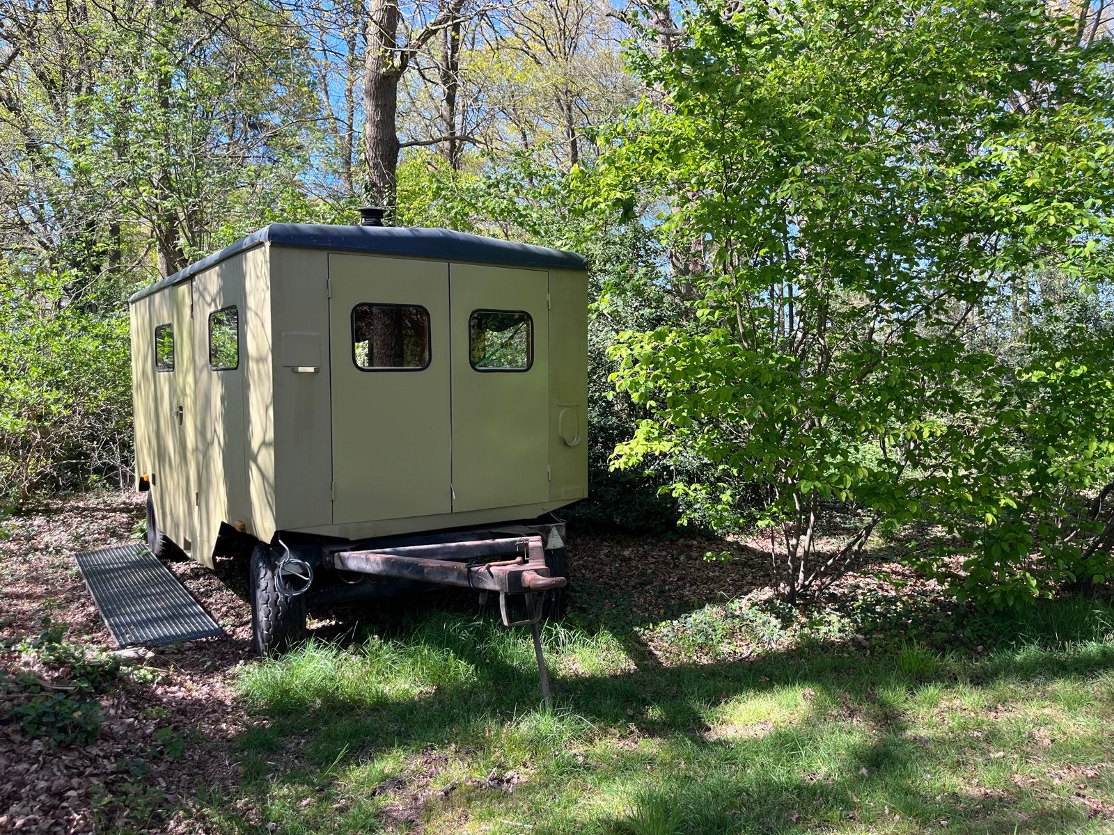 Unieke Zweedse aggregaat wagen - omgebouwd tot tiny house, Tuin en Terras, Tuinhuizen, Ophalen