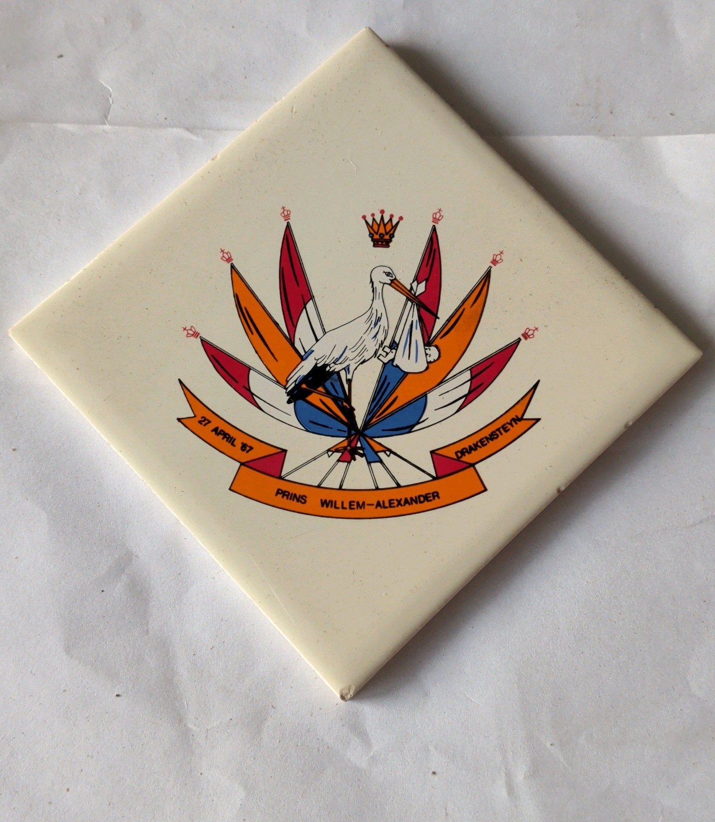 Tegel geboorte Prins Willem-Alexander 1967 ooievaar, Antiek en Kunst, Ophalen of Verzenden