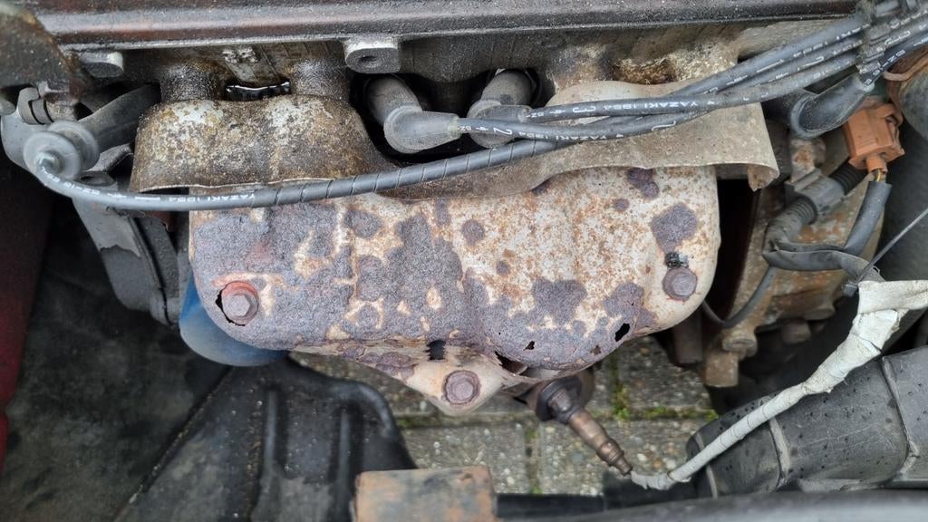 GEZOCHT Hitteschild Toyota Starlet P8 1.3 (1990-1996), Ophalen of Verzenden, Gebruikt, Toyota