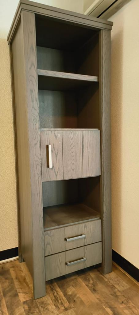 Hoge houten kast, Ophalen, 25 tot 50 cm, 50 tot 100 cm