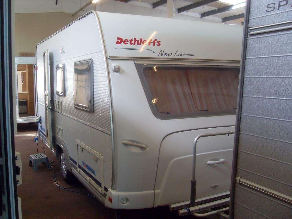 Dethleffs New Line 420 DB, Bedrijf, Treinzit, 750 - 1000 kg, Dwarsbed