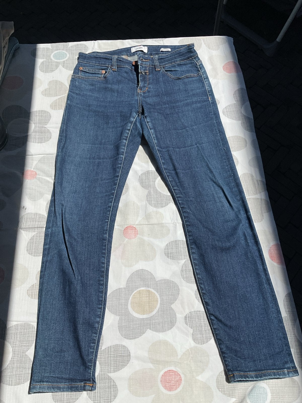 Closed Jeans - Donkerblauwe Slim Fit Denim (W26), Kleding | Dames, Verzenden, Zo goed als nieuw, Blauw, W27 (confectie 34) of kleiner