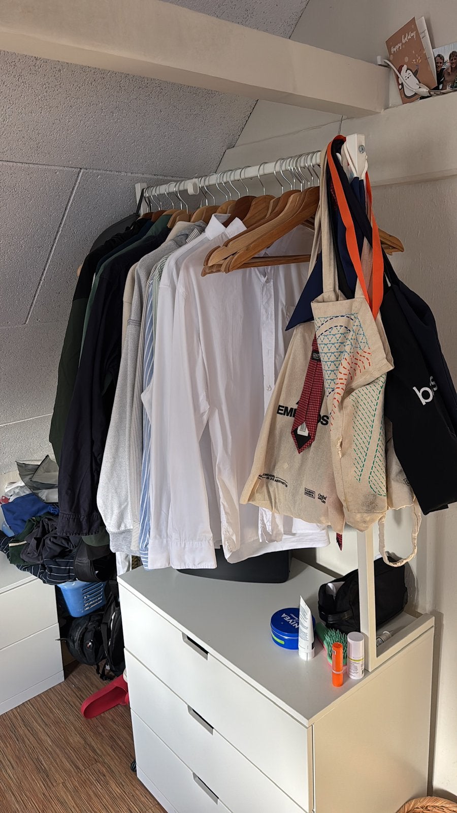 Nordli Ladekast 3 lades inclusief kleding rek, Ophalen, 50 tot 100 cm, Zo goed als nieuw, Minder dan 100 cm