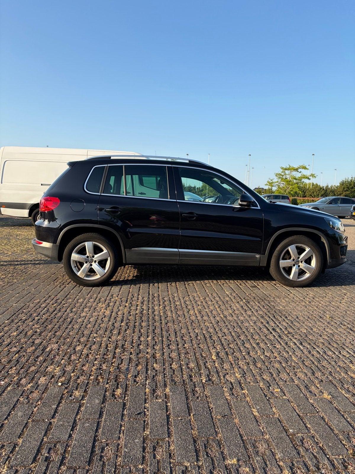 PRACHTIGE! Volkswagen Tiguan 1.4 TSI 92KW 2015 Zwart, Auto's, Volkswagen, Particulier, Tiguan, Benzine, C, SUV of Terreinwagen