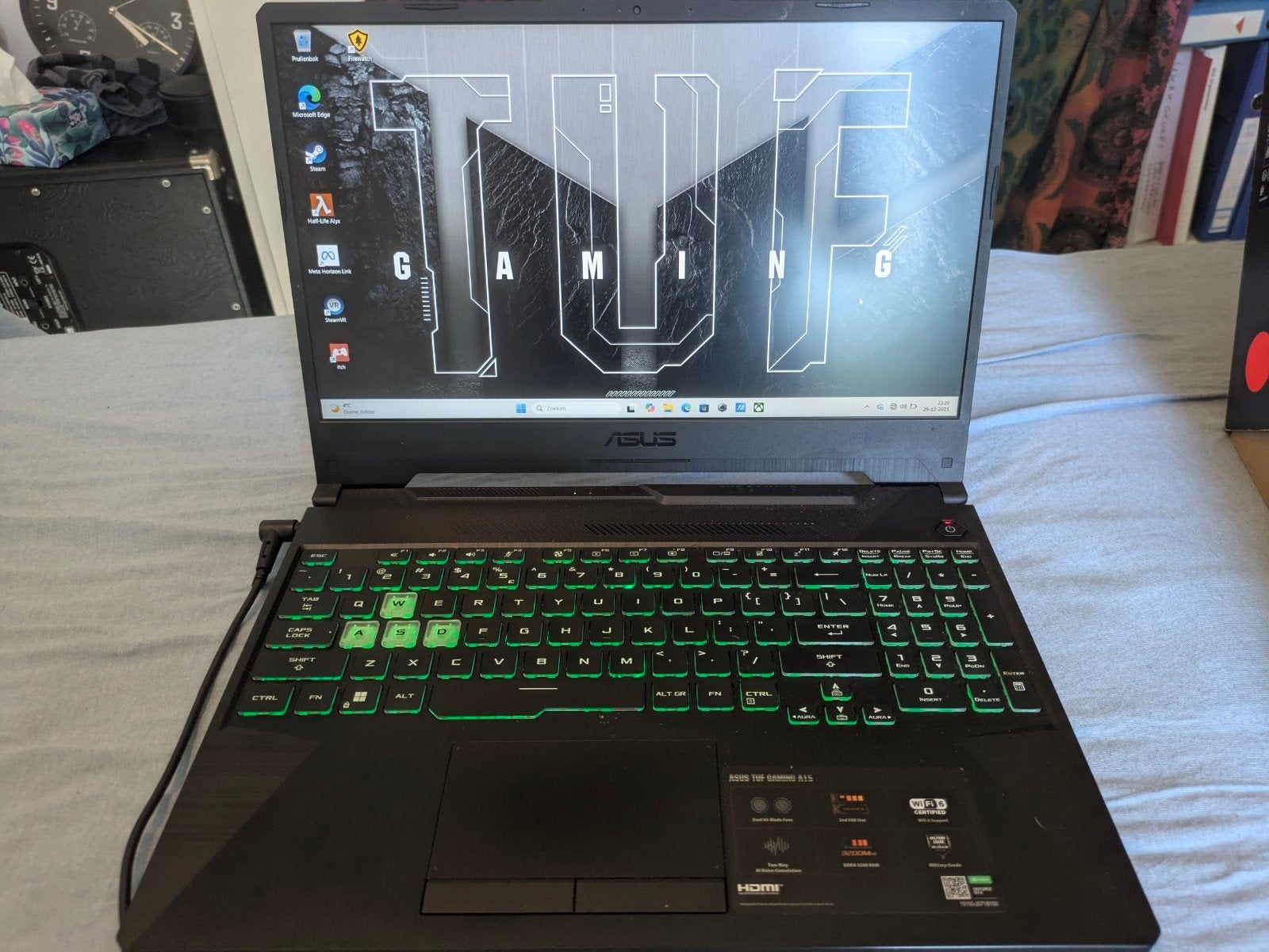 Snelle en robuuste laptop met garantie tot 23-7-2028, AMD Ryzen 5 4600H, Zo goed als nieuw, Gaming, SSD
