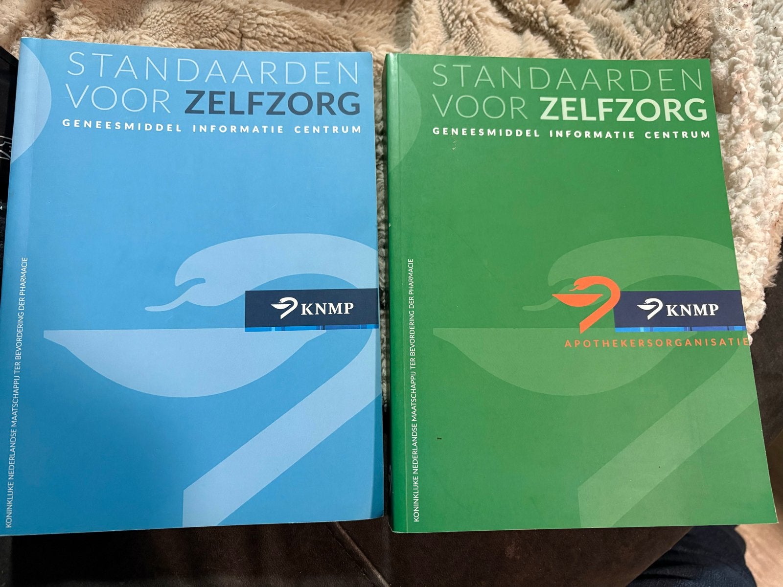 KNMP Standaarden voor Zelfzorg Geneesmiddel Informatie Centr, Boeken, Ophalen, Beta, Zo goed als nieuw, HBO