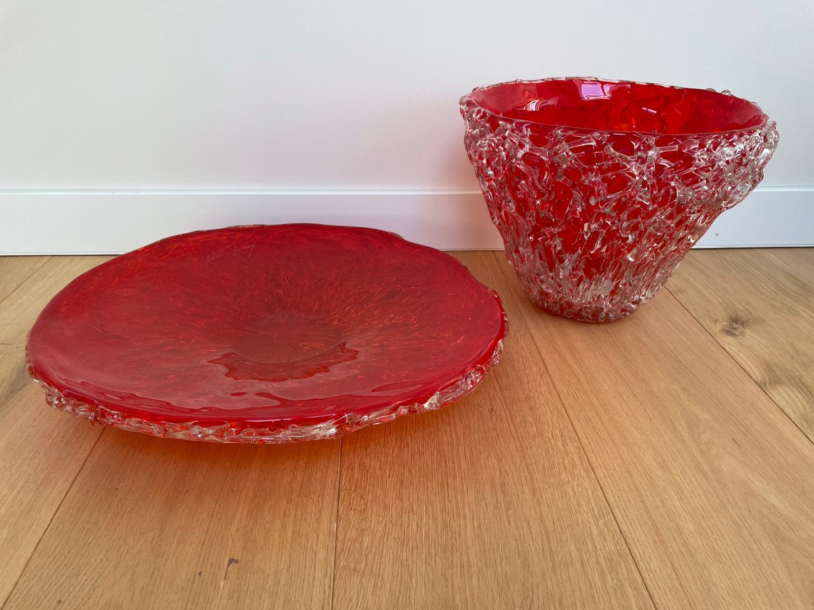 Mihai Topescu: vaas en schaal - Art Collection, Ophalen, Rood, Glas, Gesigneerd