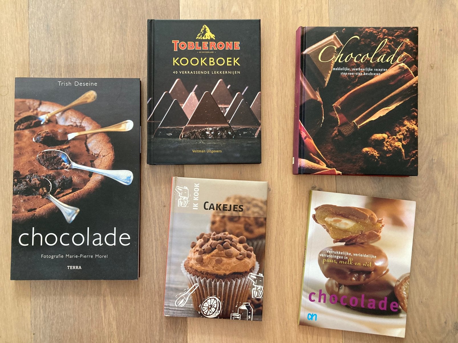 Chocolade recepten 5 boeken, Ophalen of Verzenden, Zo goed als nieuw