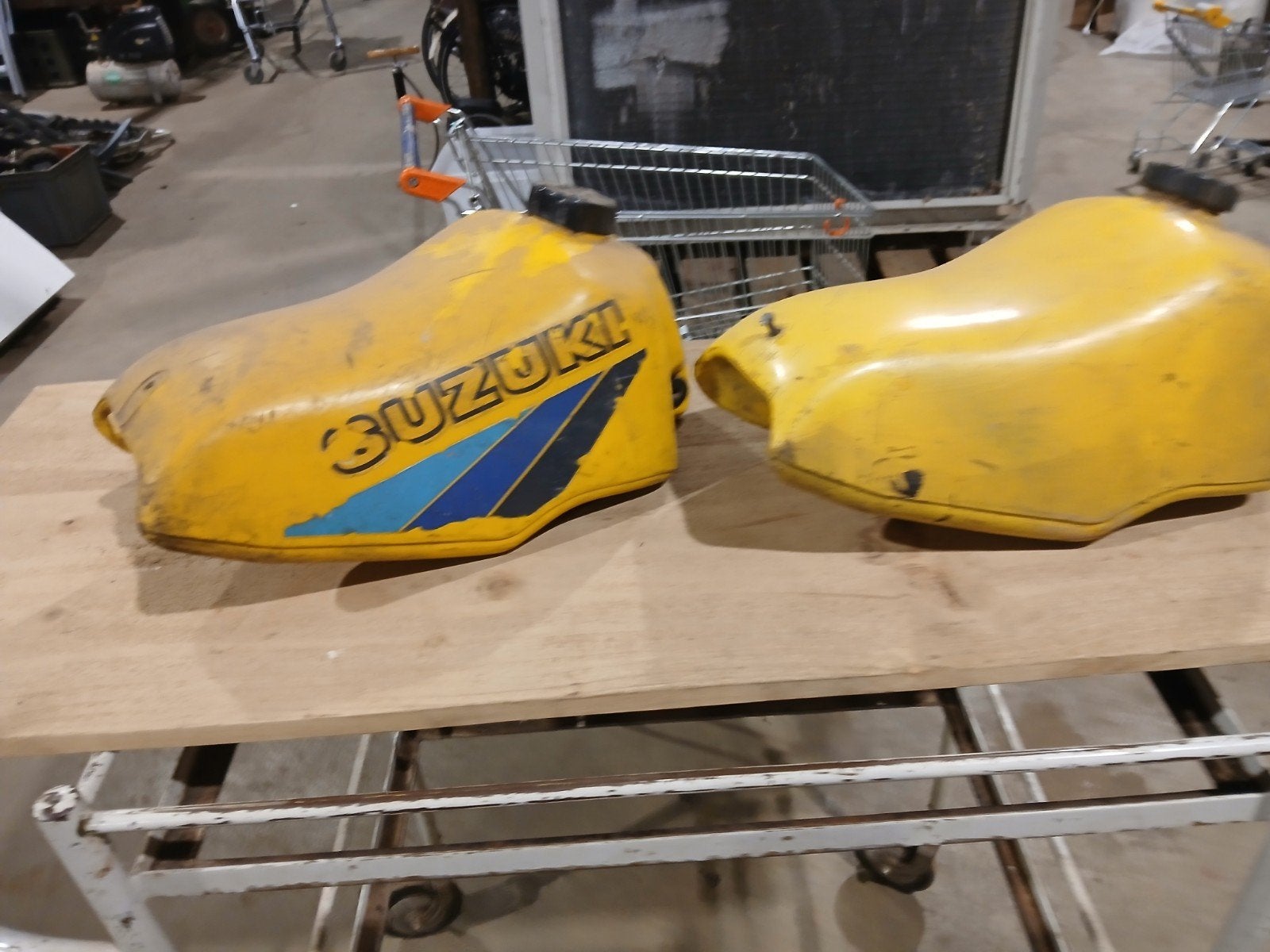 Suzuki RM Benzinetanks - Classic Cross Schuurvondst, Gebruikt, Suzuki RM, Classic cross, Ophalen of Verzenden