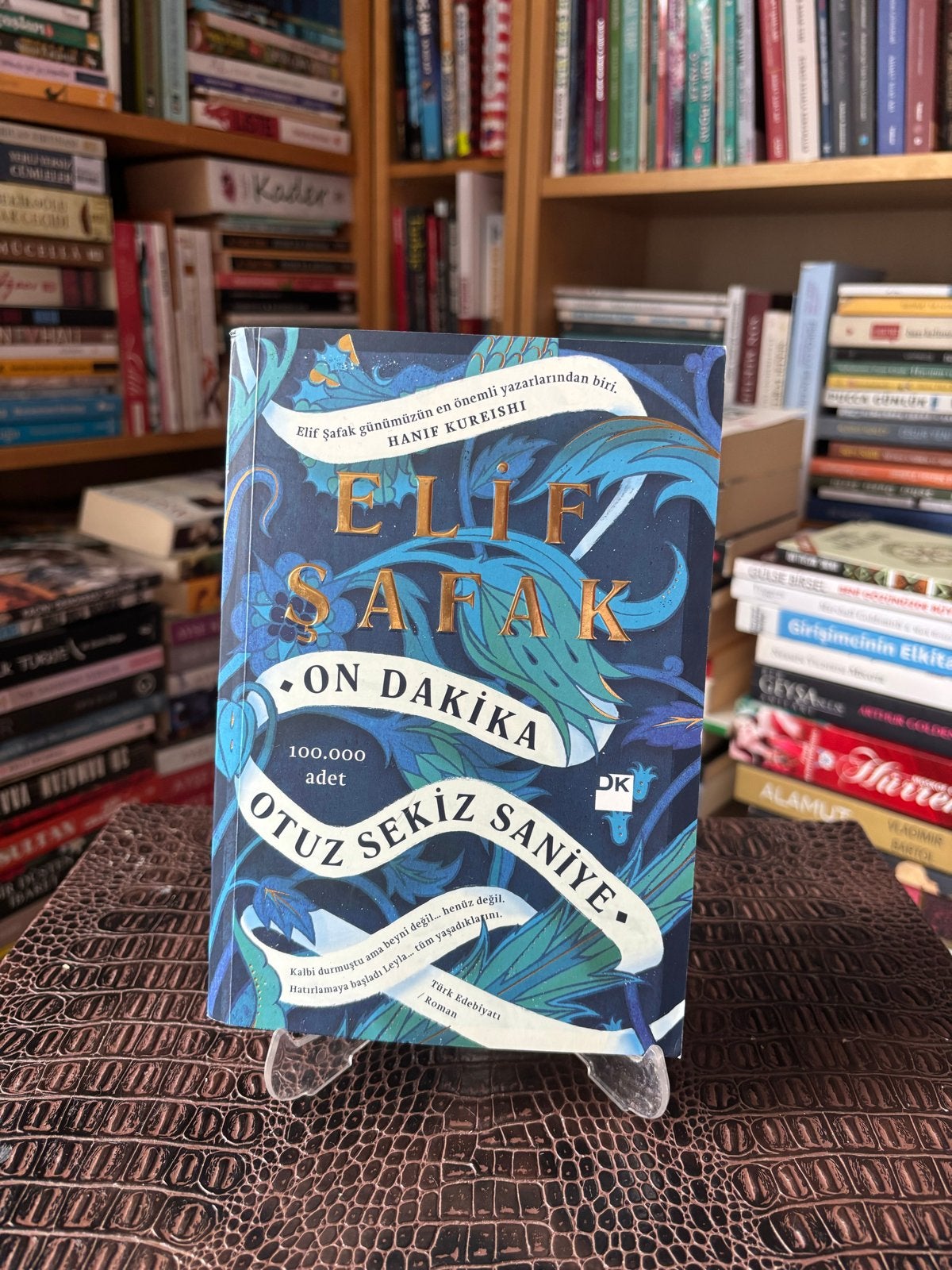 Elif Shafak - On Dakika Otuz Sekiz Saniye (Turks), Boeken, Literatuur, Ophalen of Verzenden, Zo goed als nieuw, Wereld overig