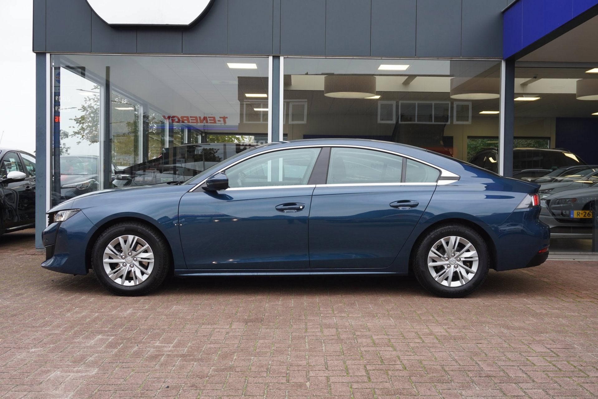 Peugeot 508 1.2 PureTech Blue Lease Active Automaat | Airco, Auto's, Dealer onderhouden, Stof, Gebruikt, 1199 cc
