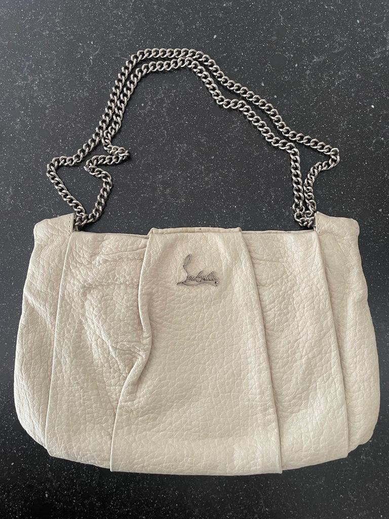 Originele Christian Louboutin Schoudertas / Clutch - Crème, Ophalen of Verzenden, Zo goed als nieuw, Beige, Handtas