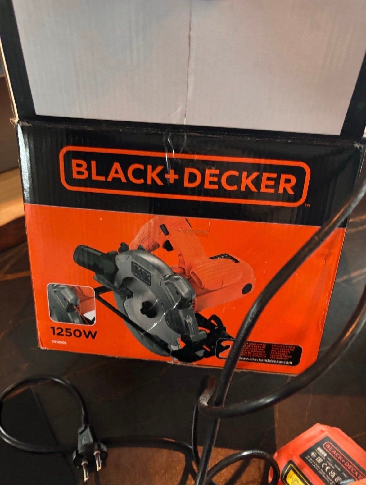 Black+Decker Cirkelzaag met Laser - Krachtig en Nauwkeurig, Ophalen, Gebruikt, Cirkelzaag, 600 tot 1200 watt