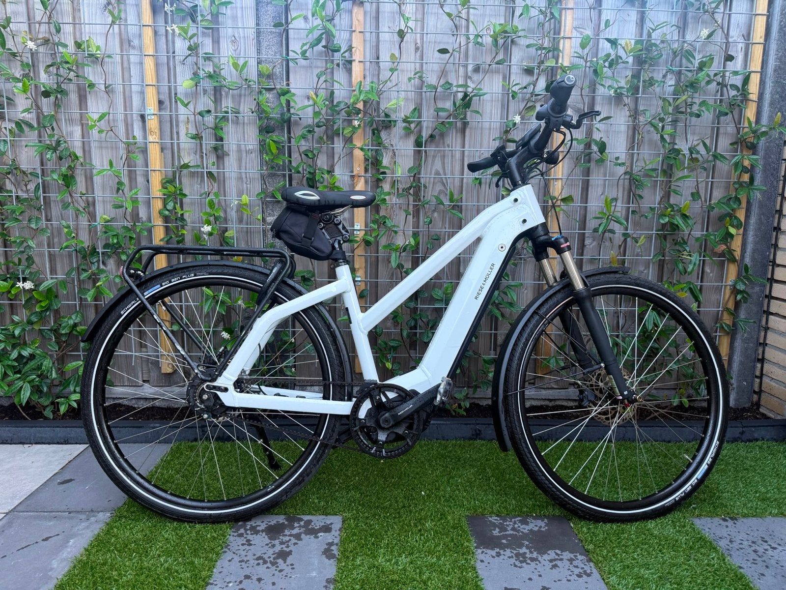 Riese & Müller Charger3 GT Vario E-bike 49 cm framemaat, Zo goed als nieuw, 47 tot 51 cm, 50 km per accu of meer, Ophalen