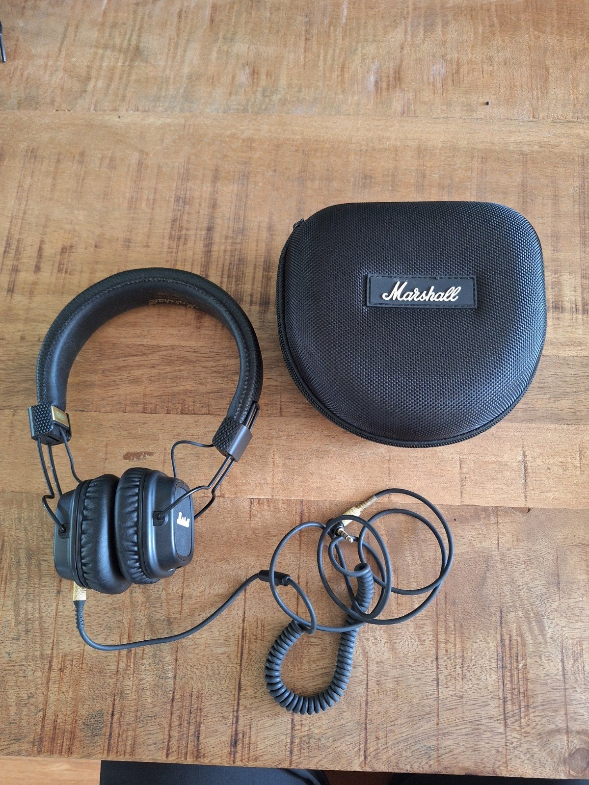 Marshall Major II bedrade koptelefoon met etui, Ophalen of Verzenden, Gebruikt, Op oor (supra aural), Overige merken