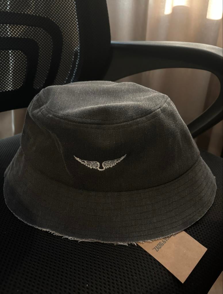 Zadig & Voltaire Bucket Hat - Nieuw met label, Verzenden, Nieuw, One size fits all, Hoed