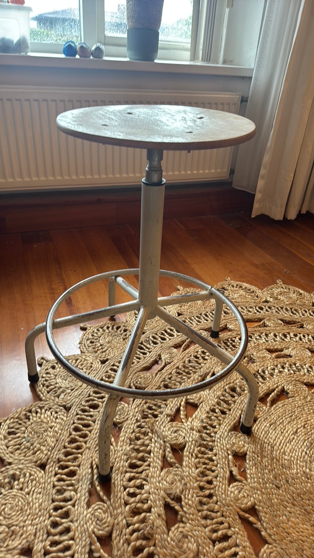 Vintage laboratorium kruk verstelbaar, Ophalen, Minder dan 55 cm, Zo goed als nieuw, 60 cm of meer