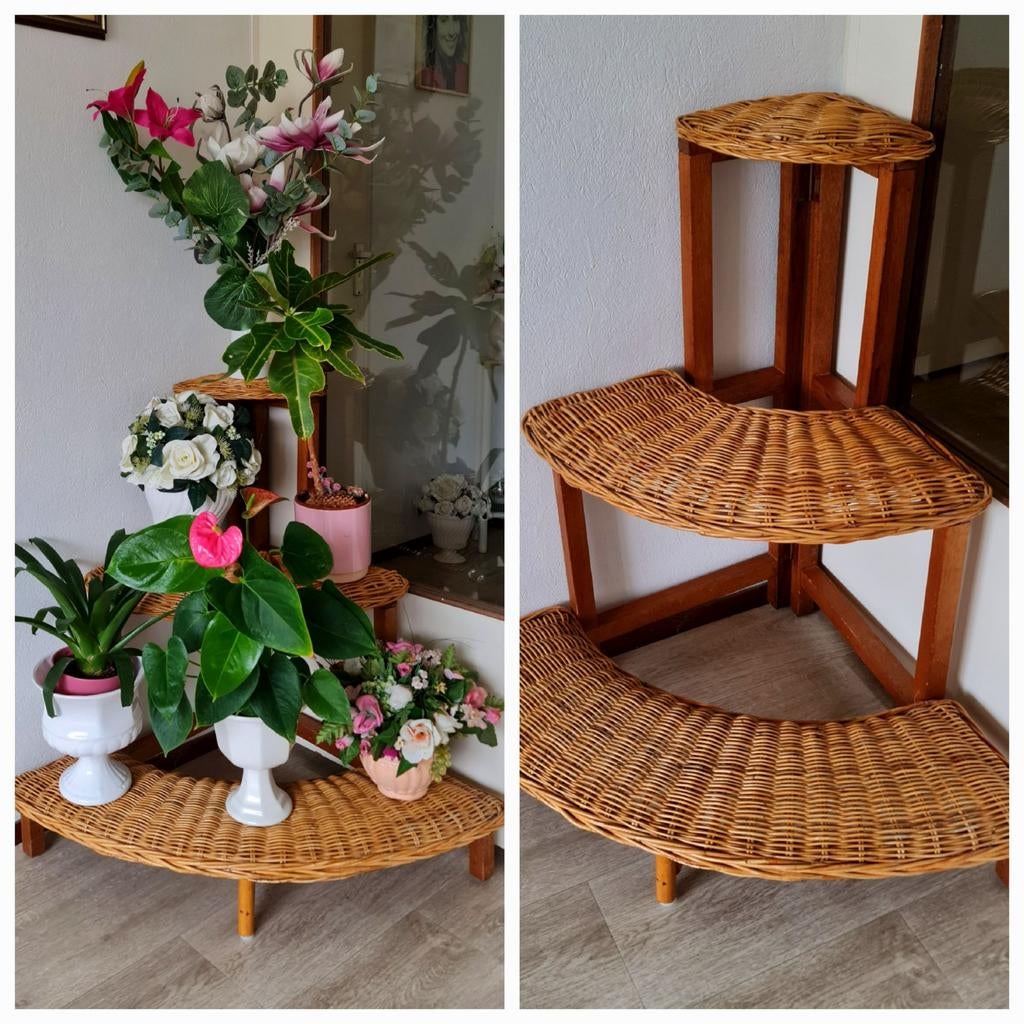 Plantentafel riet + hout decoratie hoektafel etagere uniek , Huis en Inrichting, Woonaccessoires | Etagères, Ophalen, Gebruikt