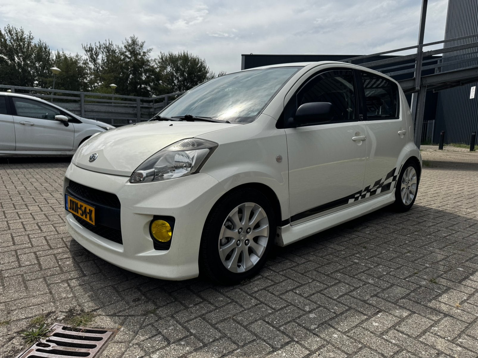 Daihatsu Sirion 1.5 16v leder airco 2008, Voorwielaandrijving, Zwart, Elektrische ramen, Wit