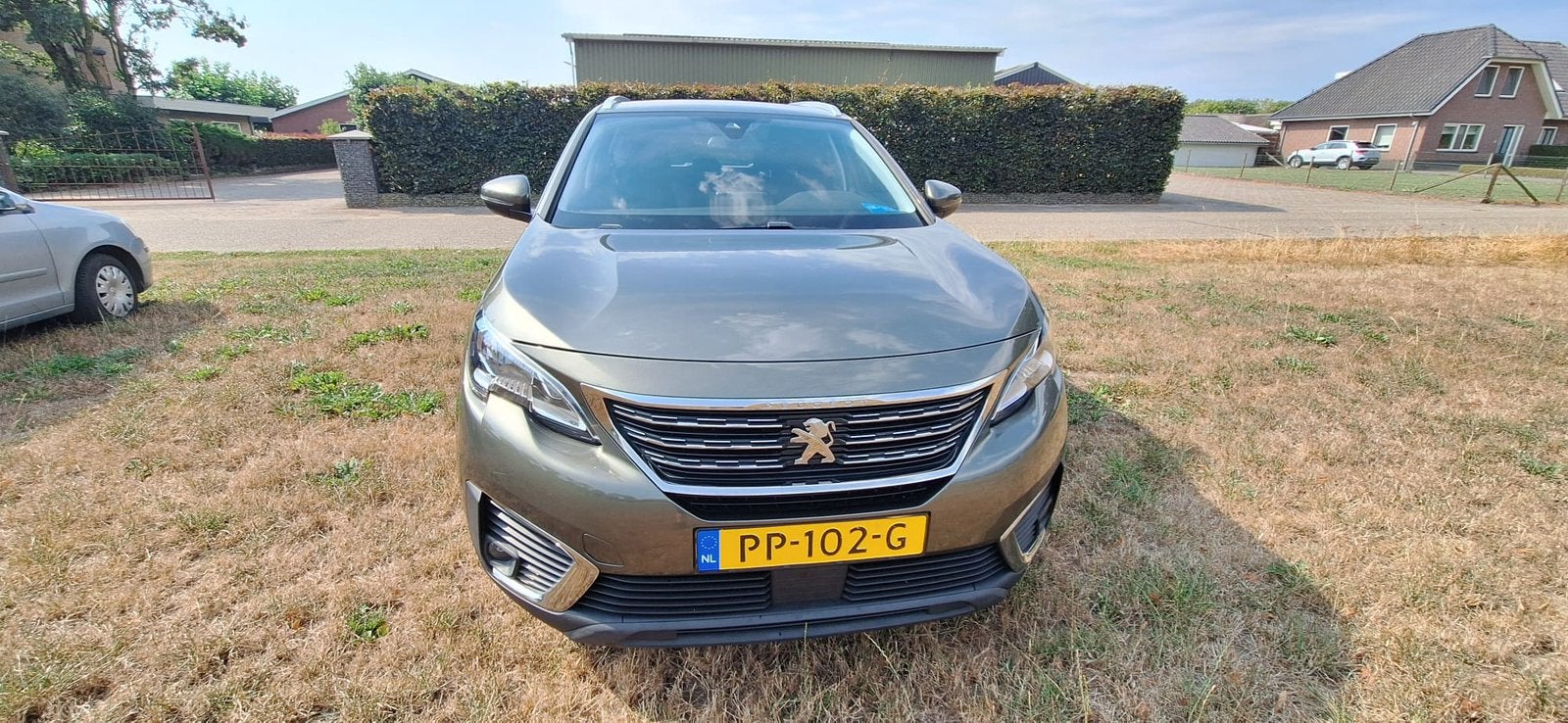 Peugeot 5008 1.2 Puretech 130pk S&S Advanced Grip Control, Voorwielaandrijving, 1199 cc, 1290 kg, 7 stoelen