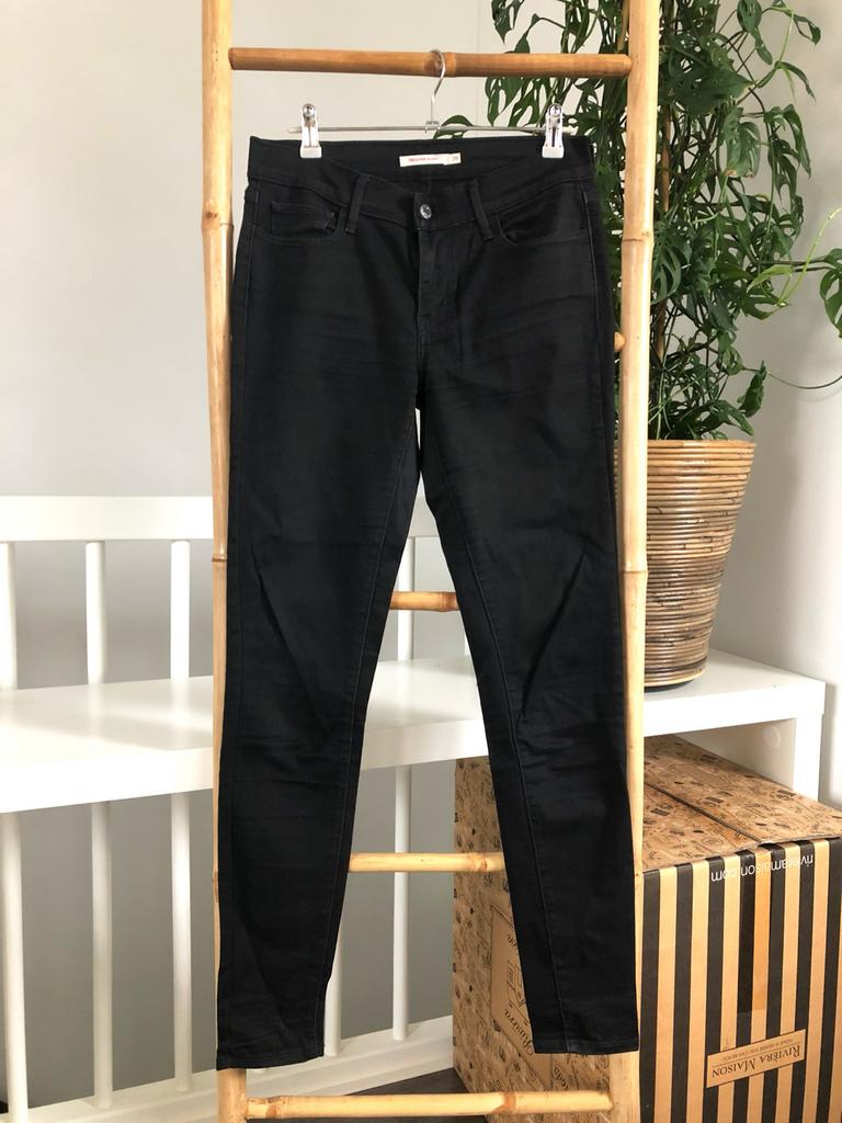 Levi's 710 Super Skinny Jeans Zwart W29, Ophalen of Verzenden, Zo goed als nieuw, Zwart, W28 - W29 (confectie 36)