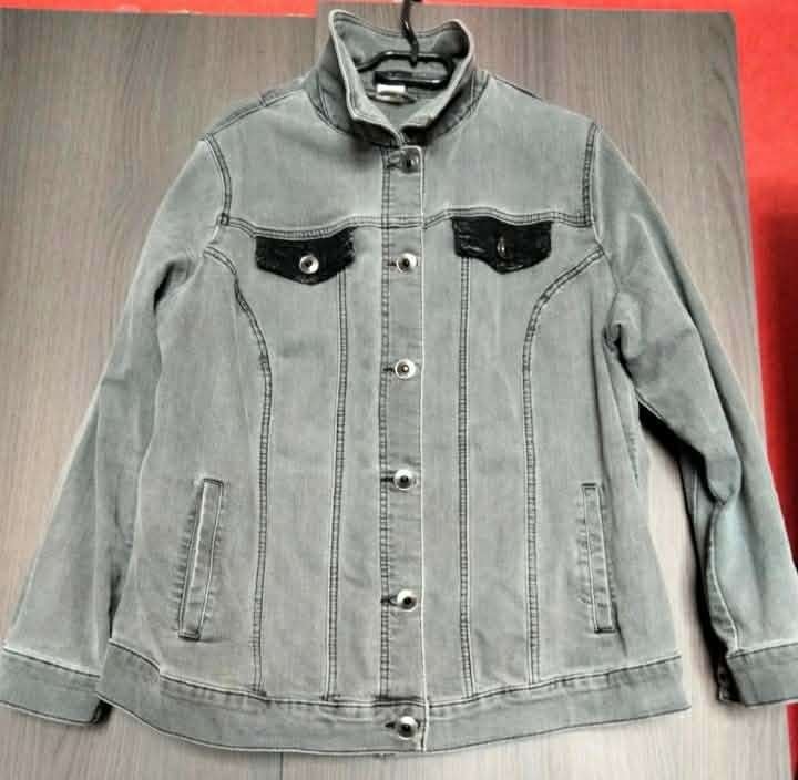 Nieuwe spijker jas, Ophalen, Paola, Maat 46/48 (XL) of groter, Nieuw