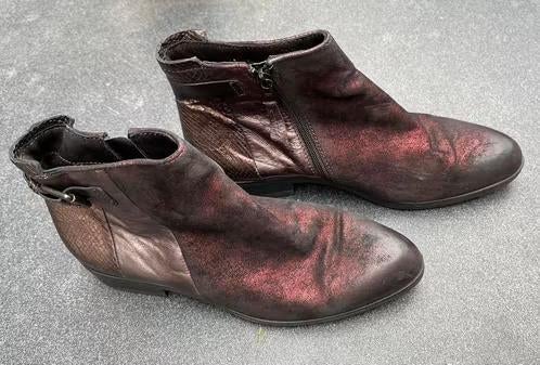 MJUS enkel laarzen maat 42, Kleding | Dames, Schoenen, Lage of Enkellaarzen, Ophalen of Verzenden, Zo goed als nieuw, Rood