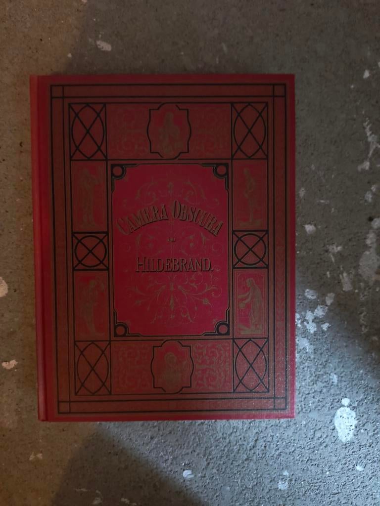 Camera Obscura - Hildebrand, Ophalen of Verzenden, Zo goed als nieuw, Hildebrand (Nicolaas Beets)