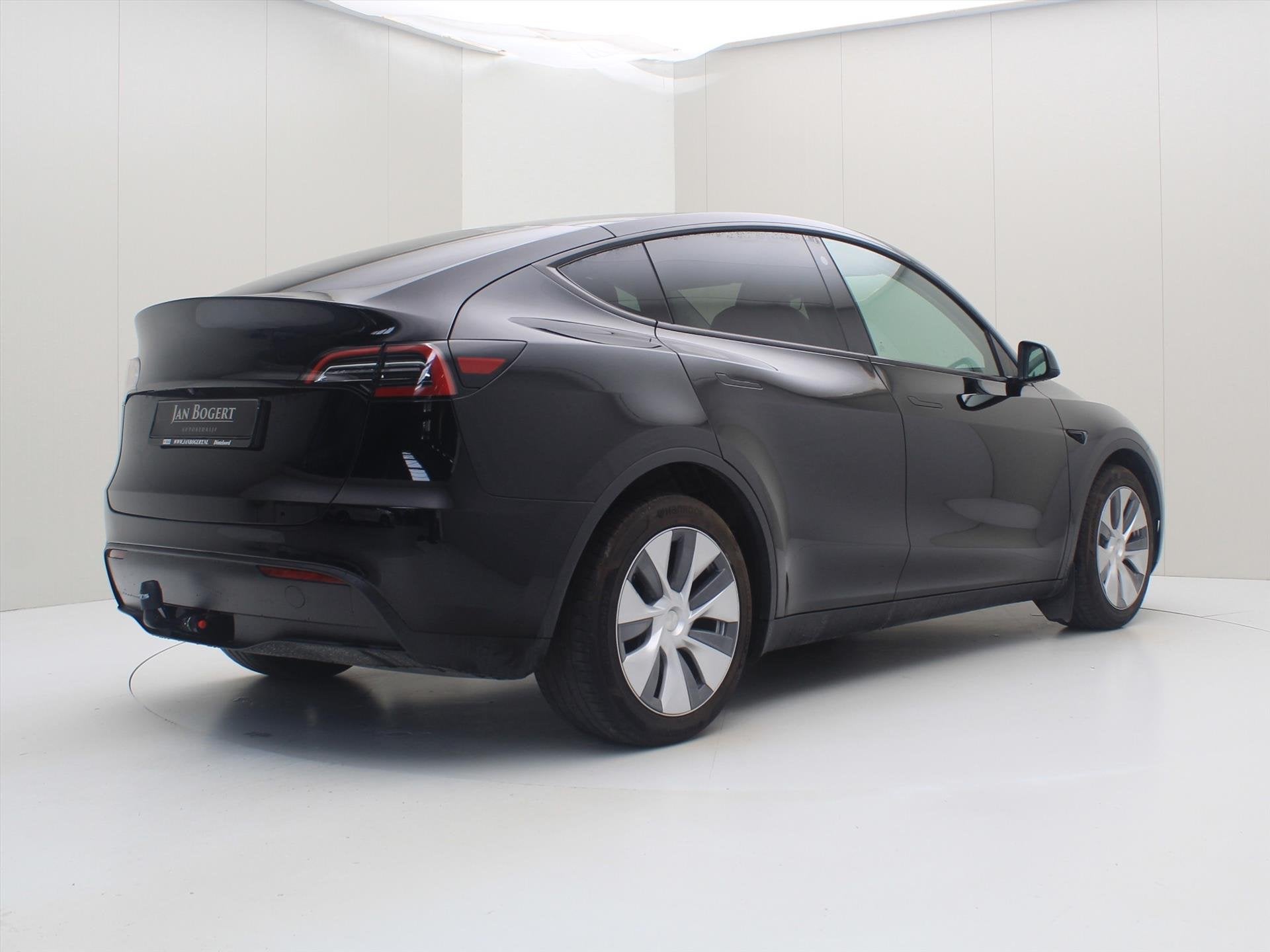 Tesla Model Y Long Range AWD 75kWh 351pk 93% SoH [ TREKHAAK+, Automaat, Gebruikt, Zwart, Zwart