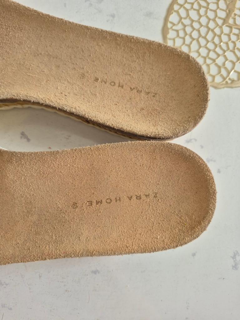 Gouden Zara Home Slippers Maat 40, Slippers, Zara Home, Overige kleuren, Ophalen of Verzenden